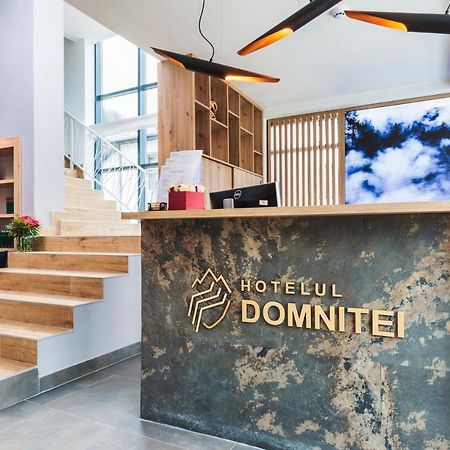 Hotel Domnitei Кэлимэнешти Экстерьер фото